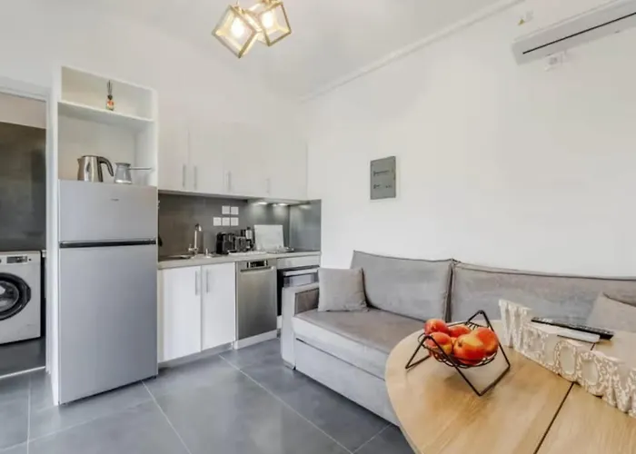 μyrtali Katomerion